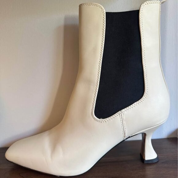 Lani Chelsea Boots - Picture 2 of 5